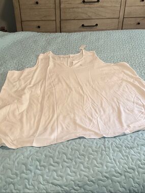 Penningtons White Women's Tank Top - Soft Lightweight Jersey NWT